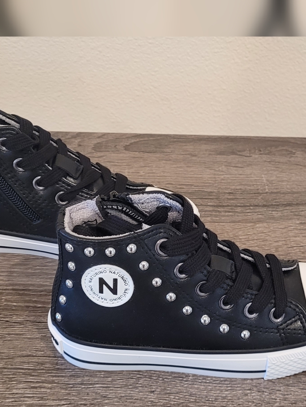 Naturino Leather Ylfas Sneakers High Top NWT - Picture 6 of 6